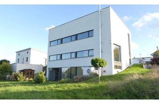 Haus kaufen in 78183 Hüfingen, Hüfingen - Exclusiv - Futuristisch - Atemberaubend