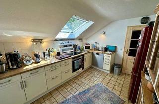 Wohnung kaufen in 40883 Ratingen, Ratingen - Schön aufgeteilte Eigentumswohnung in beliebter Lage von Ratingen-Hösel sucht neue Eigentümer!