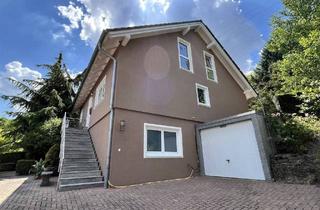 Einfamilienhaus kaufen in 97922 Lauda-Königshofen, Lauda-Königshofen-Lauda - Freistehendes Einfamilienhaus mit Garage, Hof und großem Garten - ideal für Familien!