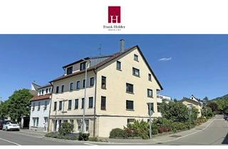 Haus kaufen in 72793 Pfullingen, Pfullingen - Großzügige Wohnungen mit Optimierungspotenzial