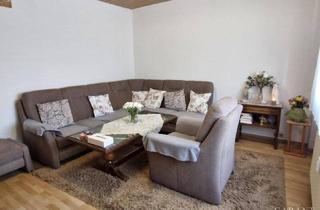 Haus kaufen in 73033 Göppingen, Göppingen - Stadtnah & zukunftssicher: Dreifamilienhaus in gefragter Lage!