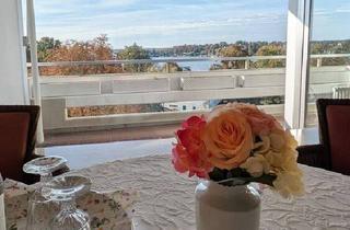 Wohnung kaufen in 13595 Berlin, Berlin - Die perfekte Wohnung mit traumhaftem und unverbaubarem Seeblick unter 500.000 ?!