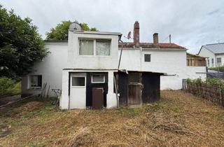 Haus kaufen in 65199 Wiesbaden, Wiesbaden - Imposantes Baugrundstück zur vielseitigen Nutzung in zentraler Lage von Wiesbaden-Dotzheim