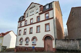 Wohnung kaufen in 66955 Pirmasens, Pirmasens - +++Zwei auf einen Streich: Lichtdurchflutete Eigentumswohnungen im Altbauflair im Stadtzentrum von Pirmasens-vermietet+++