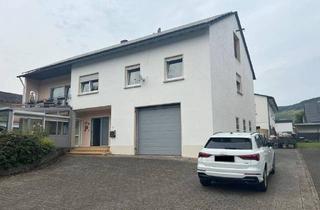 Haus kaufen in 54536 Kröv, Kröv - Zwei eigenständige Immobilien in Kröv:Wohn- und Geschäftshaus und Wohnhaus, jeweils mit Garage
