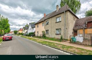 Doppelhaushälfte kaufen in Berliner Straße 84, 16556 Hohen Neuendorf, Hohen Neuendorf / Borgsdorf - Sanierungsobjekt in ruhiger Lage - großes Grundstück, große Möglichkeiten