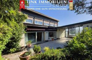 Einfamilienhaus kaufen in 71229 Leonberg, Leonberg - Familientraum in Leonberg - Wohlfühloase mit Kamin, Balkon und Einliegerwohnung