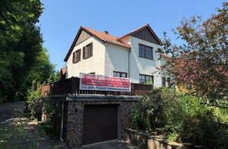 Haus kaufen in 01689 Weinböhla, Weinböhla - Großzügiges Grundstück mit zwei Einfamilienhäusern in bevorzugter Lage von Weinböhla