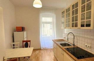 Wohnung kaufen in 10247 Berlin, Berlin - Samariterkiez - 1 Zi - Gemütlich im Innenhof eines schönen Altbaus