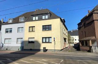 Mehrfamilienhaus kaufen in 47137 Duisburg, Duisburg - Gepflegtes Mehrfamilienhaus mit 4 Wohnungen 5 Garagen 2 SP