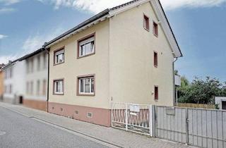Haus kaufen in 63457 Hanau, Hanau - Hochwertiges, energieeffizientes und kernsaniertes Zweifamilienhaus!