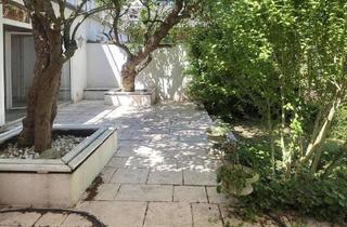 Wohnung kaufen in Deutzer Str. 120, 40229 Düsseldorf, Düsseldorf - Großes Wohnzimmer und Terrasse - optimal für Single oder Paar - Garage in der Hauseinfahrt