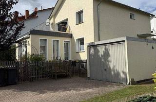 Einfamilienhaus kaufen in 34225 Baunatal, Baunatal - Massives Einfamilienhaus mit Garage in gesuchter Lage von Baunatal Großenritte