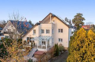 Einfamilienhaus kaufen in 14612 Falkensee, Falkensee - Großzügiges Einfamilienhaus mit hochwertiger Ausstattung und Photovoltaik. auf traumhaften Südgarten