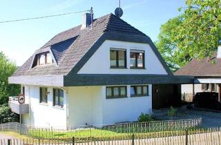Einfamilienhaus kaufen in 51588 Nümbrecht, Nümbrecht - Freistehendes Einfamilienhaus mit Garage in reizvoller Dorflage der Gemeinde Nümbrecht