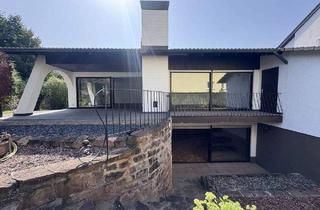 Haus kaufen in 67346 Speyer, Speyer - Geräumiger Bungalow in einmaliger Lage