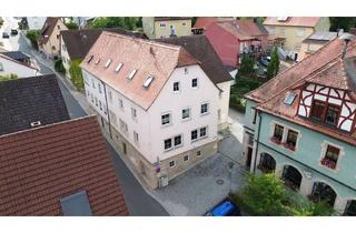 Mehrfamilienhaus kaufen in 91489 Wilhelmsdorf, Wilhelmsdorf - Mehrfamilienhaus mit vier Wohnungen und Lager in Wilhelmsdorf bei Emskirchen