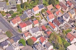 Mehrfamilienhaus kaufen in 60388 Frankfurt, Frankfurt am Main - Frankfurt-Seckbach: Komfortables Mehrfamilienhaus mit charmantem Hofhaus - großzügiger Ausbau möglich