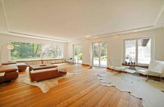 Haus kaufen in 82031 Grünwald, Grünwald - HIDDEN | Anwesen mit Entwicklungspotenzial & weitläufigen Grundstück