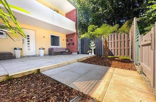 Wohnung kaufen in 28719 Bremen, Bremen - Marßel Kernsanierte, seniorengerechte 3-Zimmerterrassenwohnung mit Garage und Garten in guter Lage