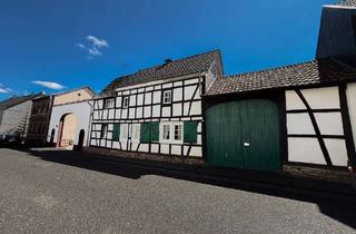 Haus kaufen in 53501 Grafschaft, Grafschaft - Kleinod! Liebevoll hergerichtetes Fachwerk-Idyll mit malerischem Innenhof, Scheune und Nebengebäude!