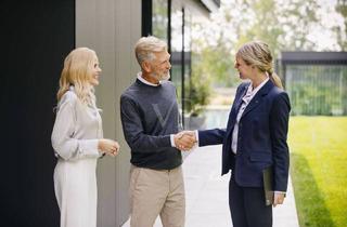 Wohnung kaufen in 69115 Heidelberg, Heidelberg/Weststadt - Hochparterrewohnung mit Garten - mit etwas Liebe erstrahlt sie als Schmuckstück
