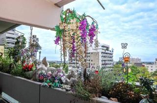 Wohnung kaufen in 82024 Taufkirchen, Taufkirchen - Großzügige 4-Zimmer-Wohnung mit zwei Loggien und Einbauküche - Ihr neues Zuhause in TaufkirchenMünchen