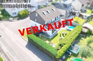 Haus kaufen in 59439 Holzwickede, Holzwickede - Freistehendes 2-3 Familienhaus in ruhiger Wohnlage von Holzwickede