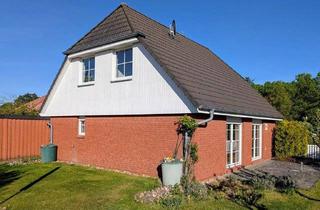 Einfamilienhaus kaufen in Biesenthaler Straße 35, 16227 Eberswalde, Eberswalde - Herbstaktion mit Preisbonus! Ein modernes Haus am Wald und nur 10 Minuten bis zur AutobahnIhre Freunde werden Sie beneiden !
