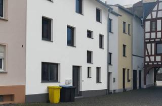 Mehrfamilienhaus kaufen in 56112 Lahnstein, Lahnstein - Mehrfamilienhaus mit 3 Einheiten