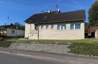 Haus kaufen in 53639 Königswinter, Königswinter - 2-Familienhaus mit großem Grundstück in naturverbundener Ortsrandlage von Königswinter-Eudenbach