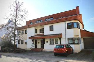 Wohnung kaufen in 69221 Dossenheim, Dossenheim - Zwei Wohneinheiten unter einem Dach - offener Kamin, beeindruckende Raumhöhe & Garagenkomfort