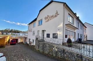 Einfamilienhaus kaufen in 54523 Hetzerath, Hetzerath - Einfamilienhaus mit Balkon und Weitblick