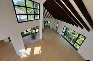 Wohnung kaufen in 51491 Overath, VOR DEN TOREN KÖLNS- WER DAS AUSSERGEWÖHNLICHE LIEBT – EXKLUSIVE WOHNUNG IN MODERNER VILLA