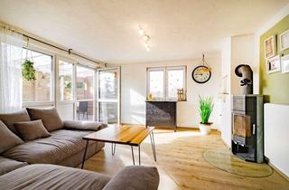 Wohnung kaufen in 79367 Weisweil, Dein Traum am Kaiserstuhl. Moderne 7-Zi. mit Garten-Oase, Pool, Kamin, Klima, PV-Anlage