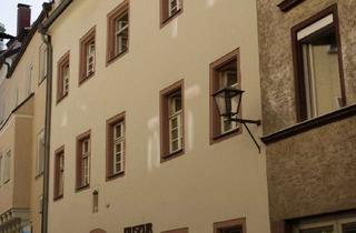 Wohnung mieten in Glockengasse 14, 93047 Innenstadt, 1-Zimmer Wohnung im 2. OG in Regensburg Innenstadt