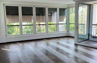 Wohnung mieten in Joachim-Friedrich-Str. 10a, 10711 Wilmersdorf, Joachim-Friedrich-Str. 10a - 3-Zi. 100 qm - Parkett EBK Balkon Gäste-WC Aufzug ab 01.01.2026