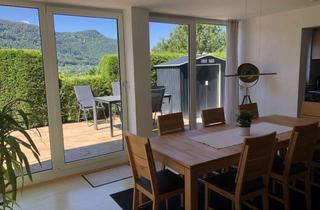 Wohnung mieten in 72574 Bad Urach, Helle 2,5 Zimmer Wohnung mit großer Terrasse, TG-Stellplatz und Blick auf die schwäbische Alb