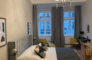 Wohnung mieten in Kamminer Straße 33a, 10589 Charlottenburg, Luxuriöse 2-Zimmer mit Balkon in Charlottenburg