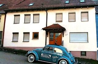 Haus kaufen in Staige 47, 71570 Oppenweiler, Die mit dem blauen Käfer: Älteres, renov. RMH mit 300 m² Wohn-/Nfl., Wintergarten und Einzelgarage