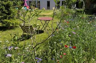 Haus kaufen in 50374 Erftstadt, Stilvolles Ein-/ Zweifamilienhaus im Bauhausstil mit großem Garten in Hofanlage - gegen Gebot