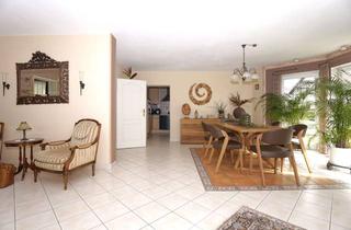 Haus kaufen in 66693 Mettlach, Wohnen mit Komfort: Ruhig gelegener Bungalow mit flexibel nutzbarer Einliegerwohnung