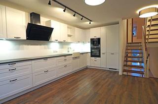 Reihenhaus kaufen in 73230 Kirchheim, Charmantes, gepflegtes Reihenhaus für die ganze Familie im Kirchheimer Nägelestal