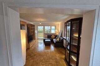 Wohnung kaufen in Alleenstraße, 70825 Korntal-Münchingen, Renovierte 3,5-Zimmer EG-Wohnung mit Balkon, Garten, EBK und Stellplatz