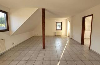 Wohnung mieten in 74389 Cleebronn, Gepflegte 4-Zimmer Dachgeschosswohnung in Cleebronn mit Garage