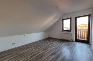 Wohnung mieten in 74389 Cleebronn, Gepflegte 4-Zimmer Dachgeschosswohnung in Cleebronn mit Garage