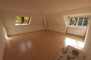 Wohnung mieten in 82049 Pullach, Charmante 1,5-Zimmer Dachgeschosswohnung in Pullach im Isartal - Befristet!