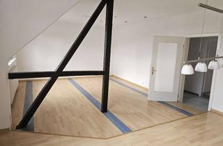 Wohnung mieten in Kuller Straße 95, 42651 Solingen-Mitte, Gemütliche Maisonettewohnung mit Dachterrasse in citynaher Lage