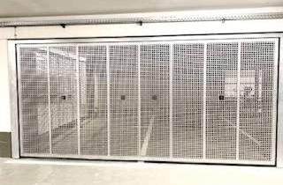 Garagen kaufen in Riegerweg 36, 82024 Taufkirchen, Doppelgarage mit Funktor im 1. UG südl. von München