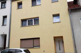 Haus kaufen in 08451 Crimmitschau, Crimmitschau - Geräumig, bezahlbar und in der Stadt